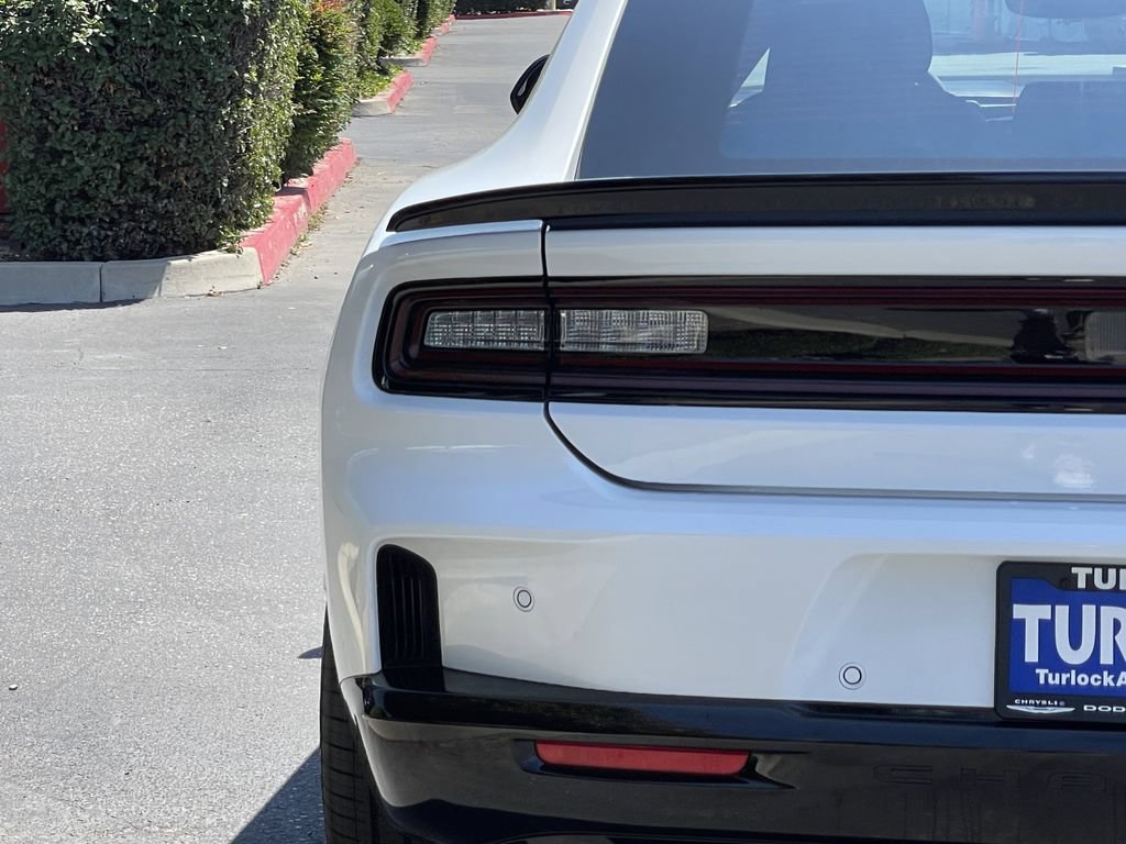 New 2026 Dodge Charger R/T w/ Blacktop Package AWD/4WD image 8