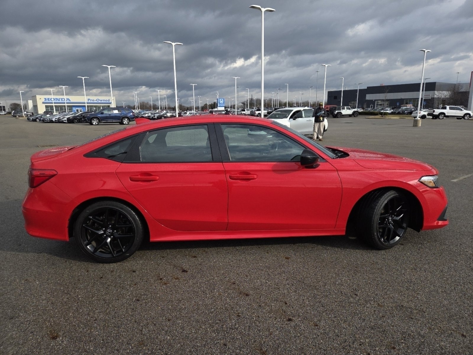 Used 2023 Honda Civic Sport image 16