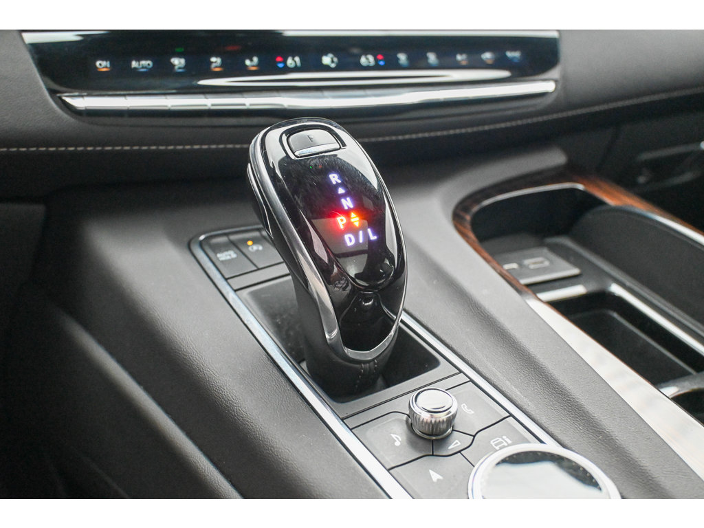 Certified 2023 Cadillac Escalade Premium Luxury AWD/4WD image 45