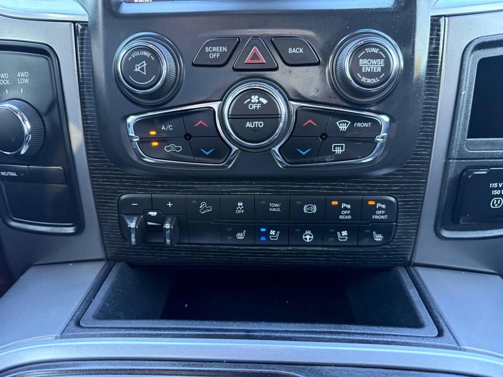 Used 2018 RAM 2500 Limited image 35