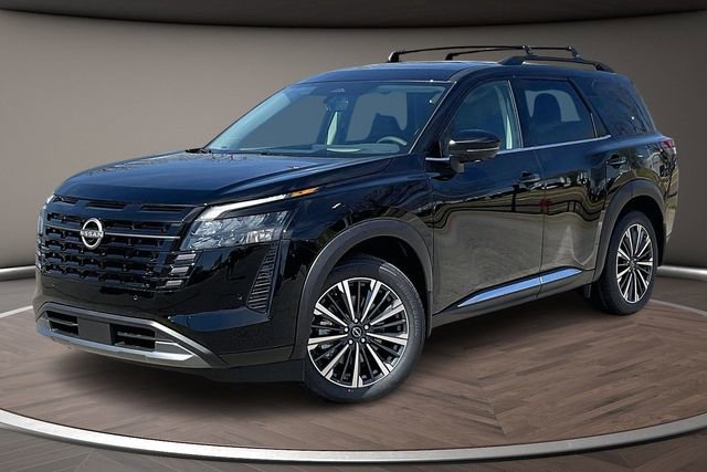 New 2026 Nissan Pathfinder Platinum image 1