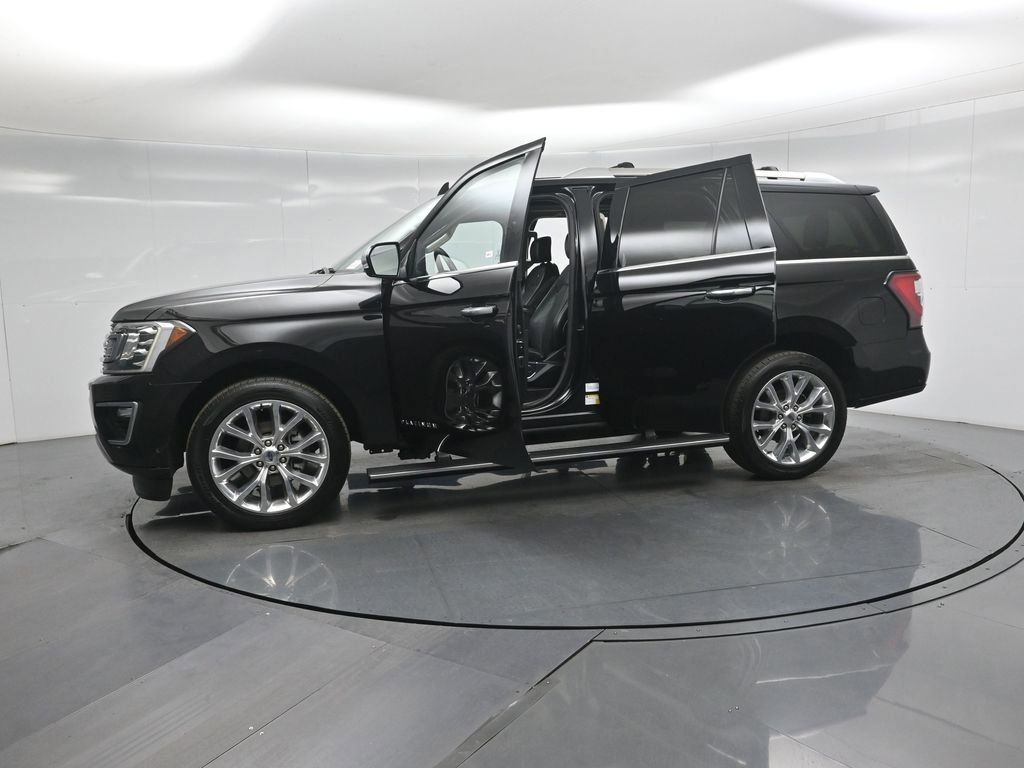 Used 2019 Ford Expedition Platinum RWD image 40