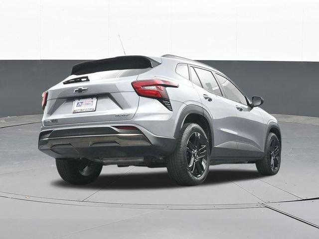 Used 2025 Chevrolet Trax ACTIV w/ Sunroof Package FWD image 46