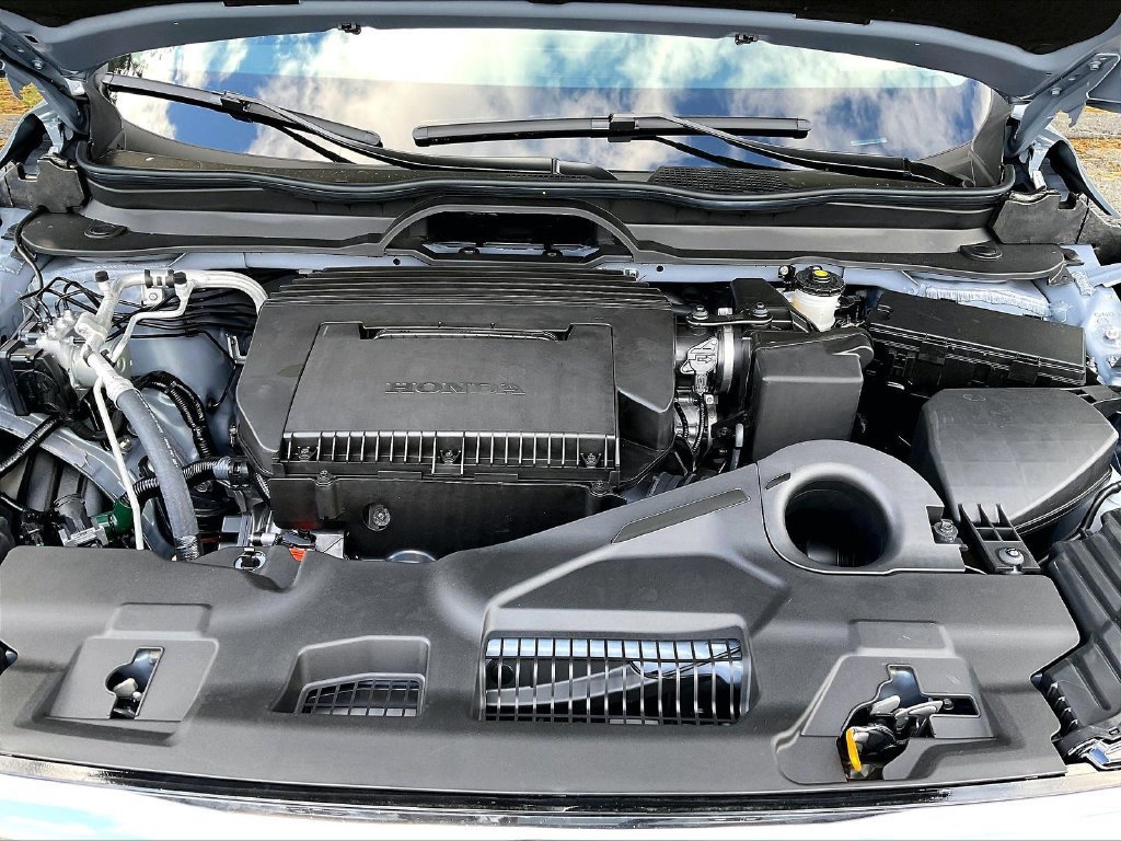 New 2026 Honda Pilot Touring image 16