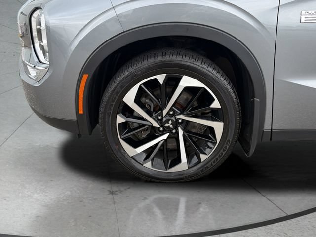 Used 2023 Mitsubishi Outlander SE AWD/4WD image 29