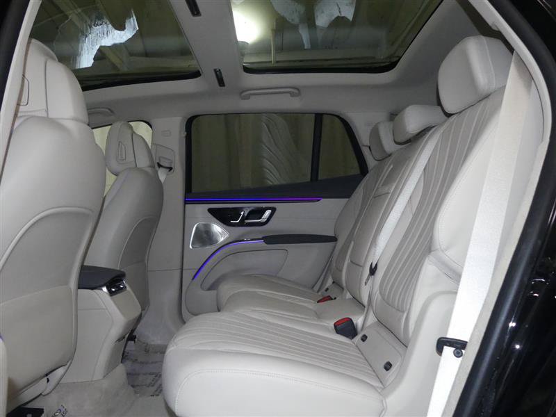 Used 2023 Mercedes-Benz EQS 450+ 4MATIC SUV image 29