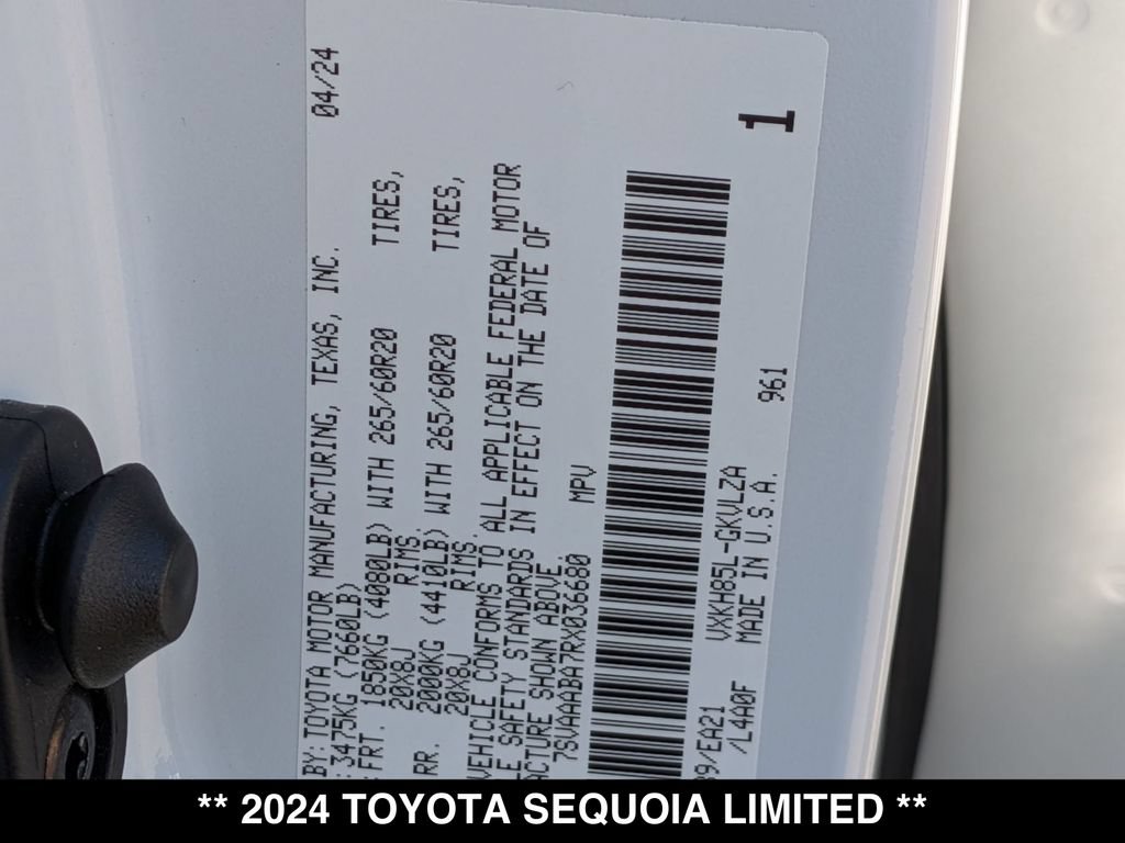 Used 2024 Toyota Sequoia Limited AWD/4WD image 31