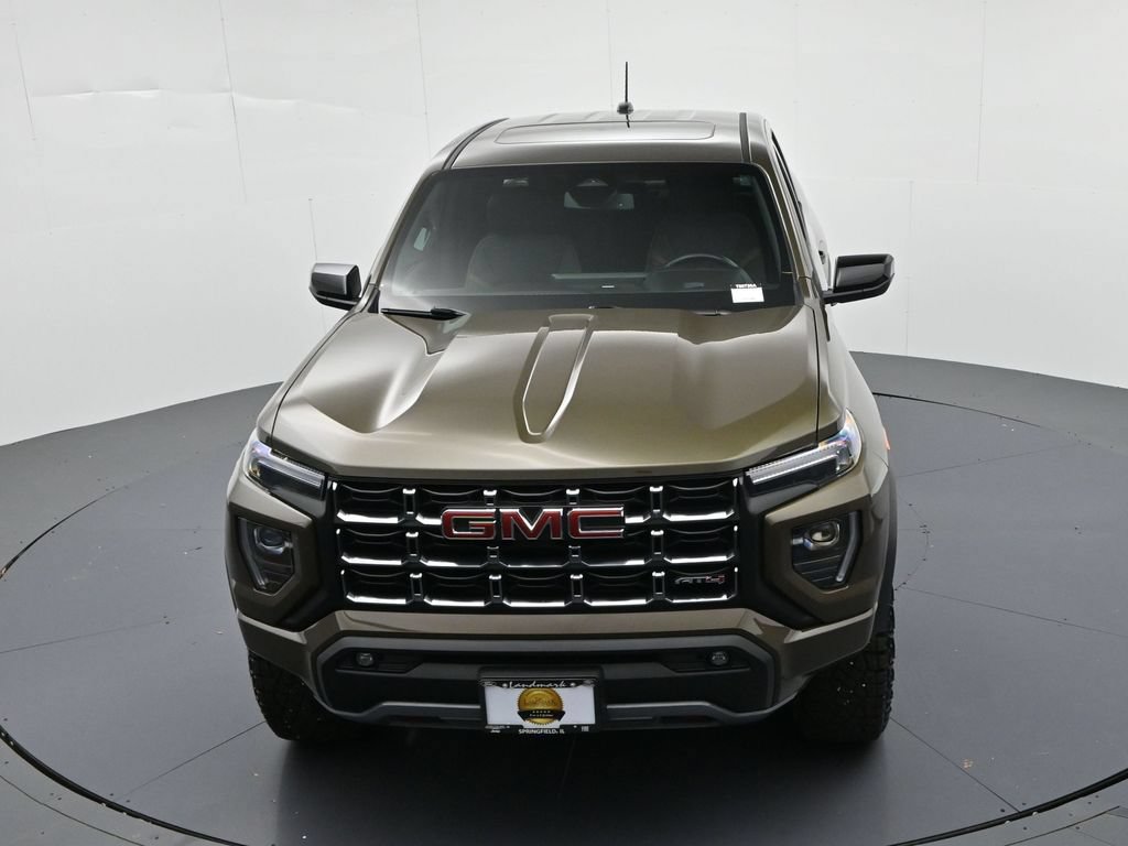 Used 2024 GMC Canyon AT4 w/ Canyon Safety Plus Package AWD/4WD image 17