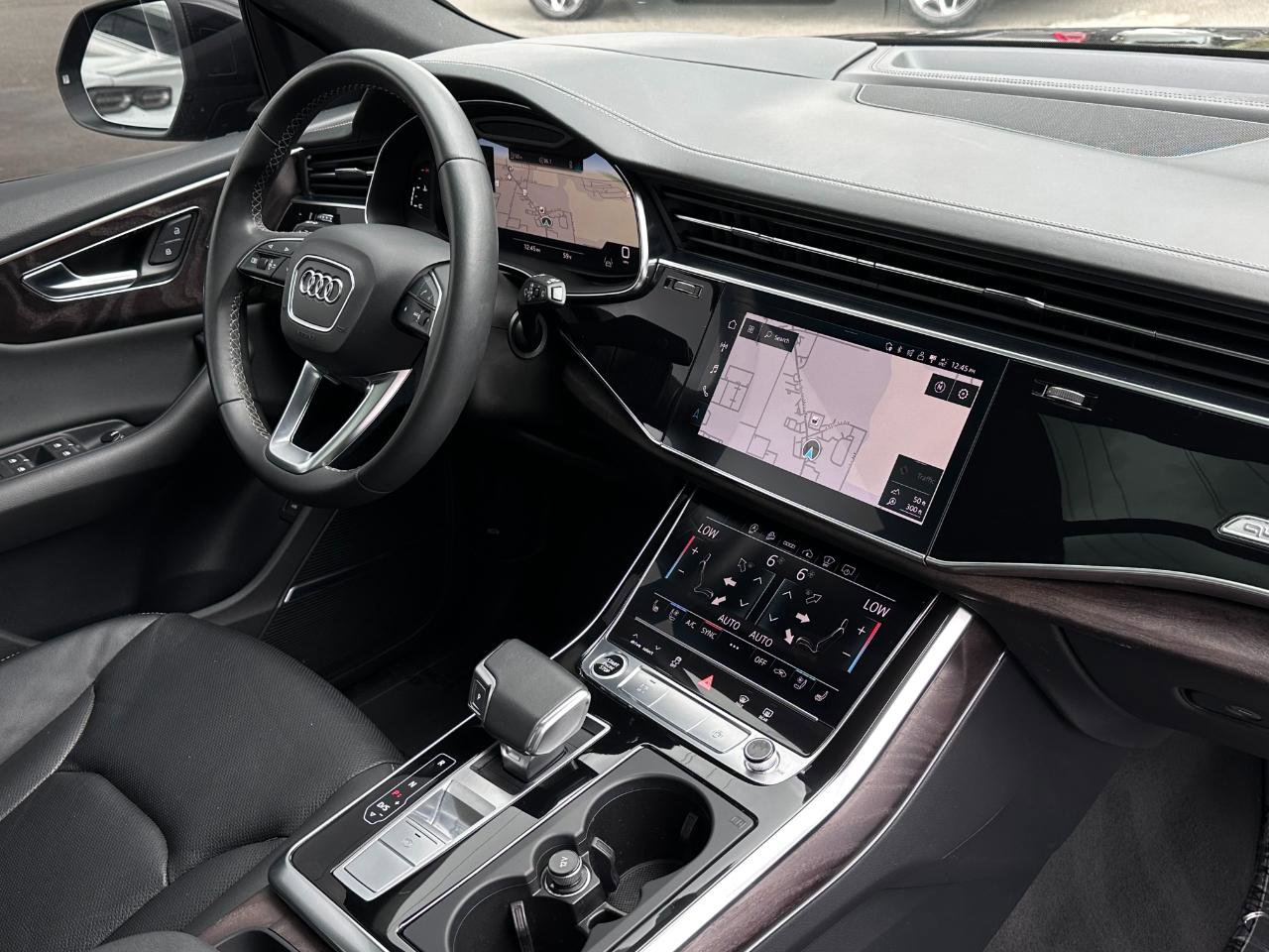Used 2021 Audi Q8 Prestige w/ Prestige Package AWD/4WD image 34