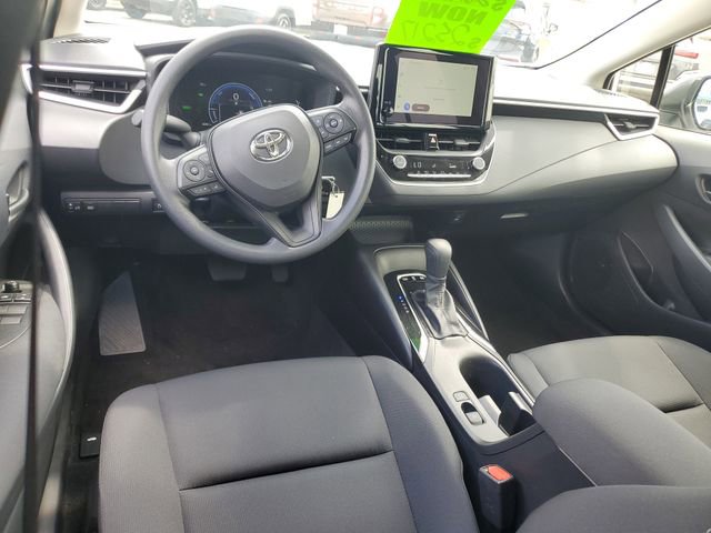 Used 2026 Toyota Corolla LE FWD image 9