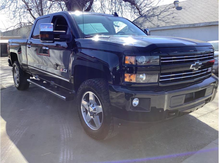 Used 2016 Chevrolet Silverado 2500 LTZ w/ Duramax Plus Package AWD/4WD image 3