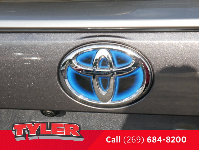 Used 2023 Toyota RAV4 XSE w/ XSE Grade Weather Package AWD/4WD image 15
