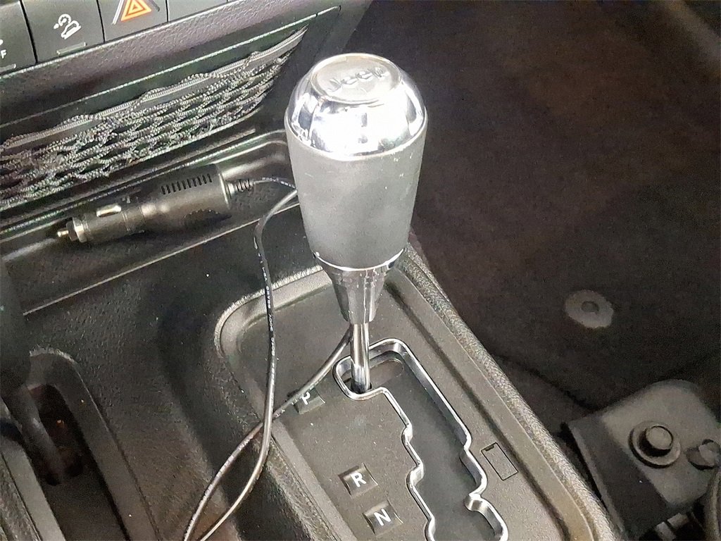 Used 2018 Jeep Wrangler Unlimited Sport S image 17