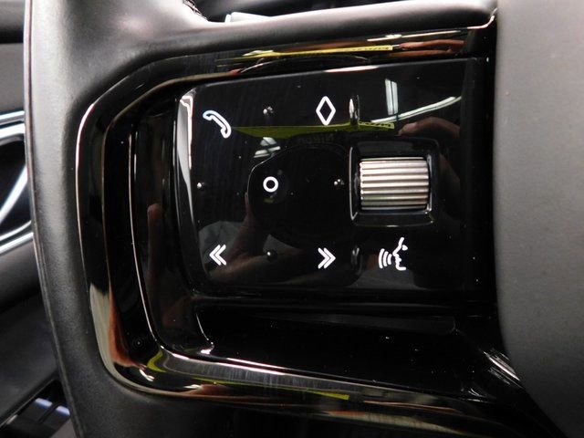 Used 2024 Land Rover Range Rover Velar S image 41