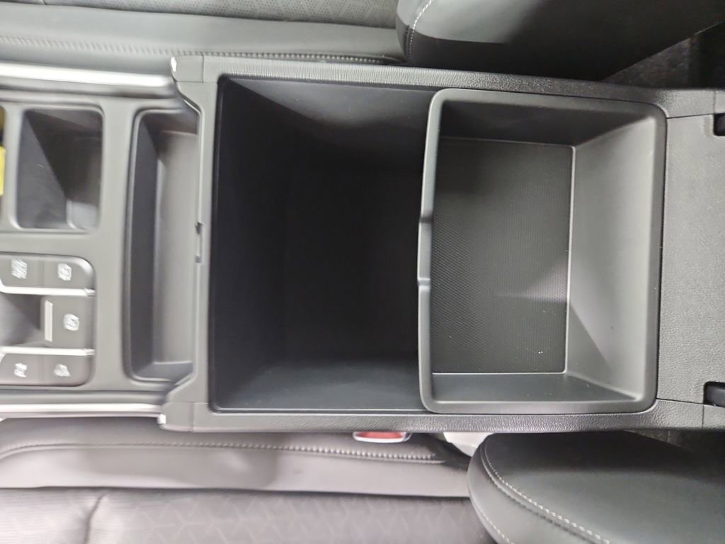 Used 2023 Kia Sorento EX image 26