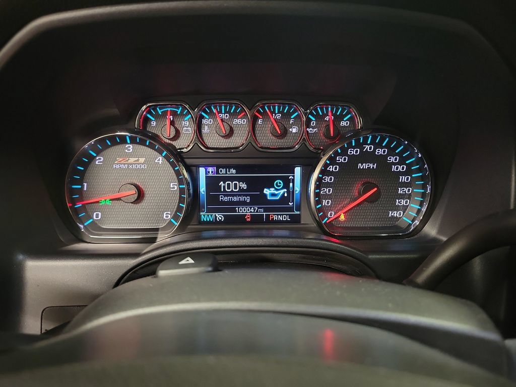 Used 2018 Chevrolet Silverado 1500 LT w/ All Star Edition AWD/4WD image 29