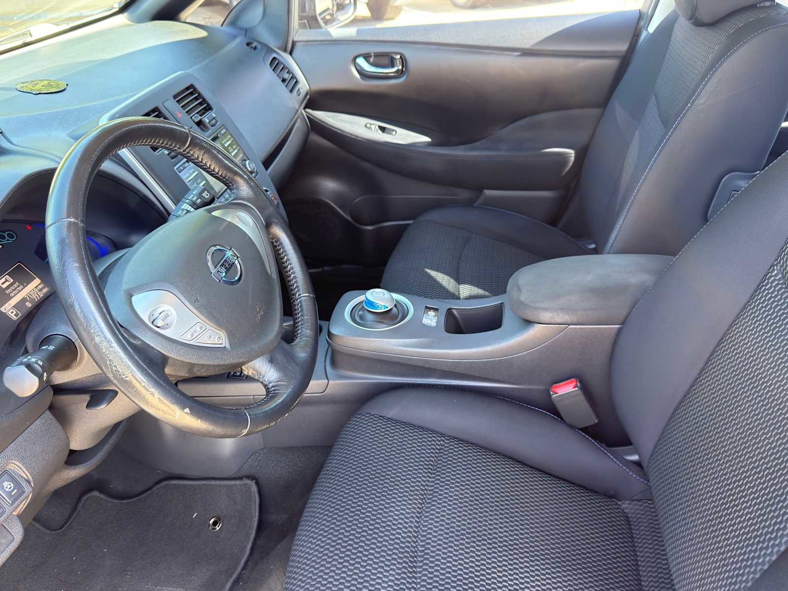 Used 2013 Nissan Leaf S w/ Charger Pkg FWD image 10
