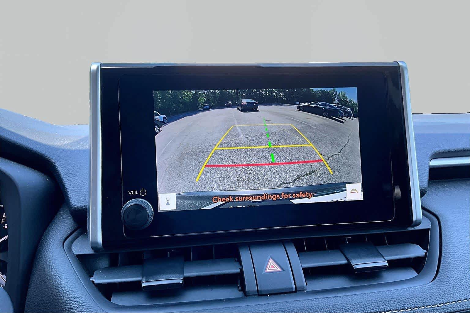 Certified 2025 Toyota RAV4 XLE FWD image 27