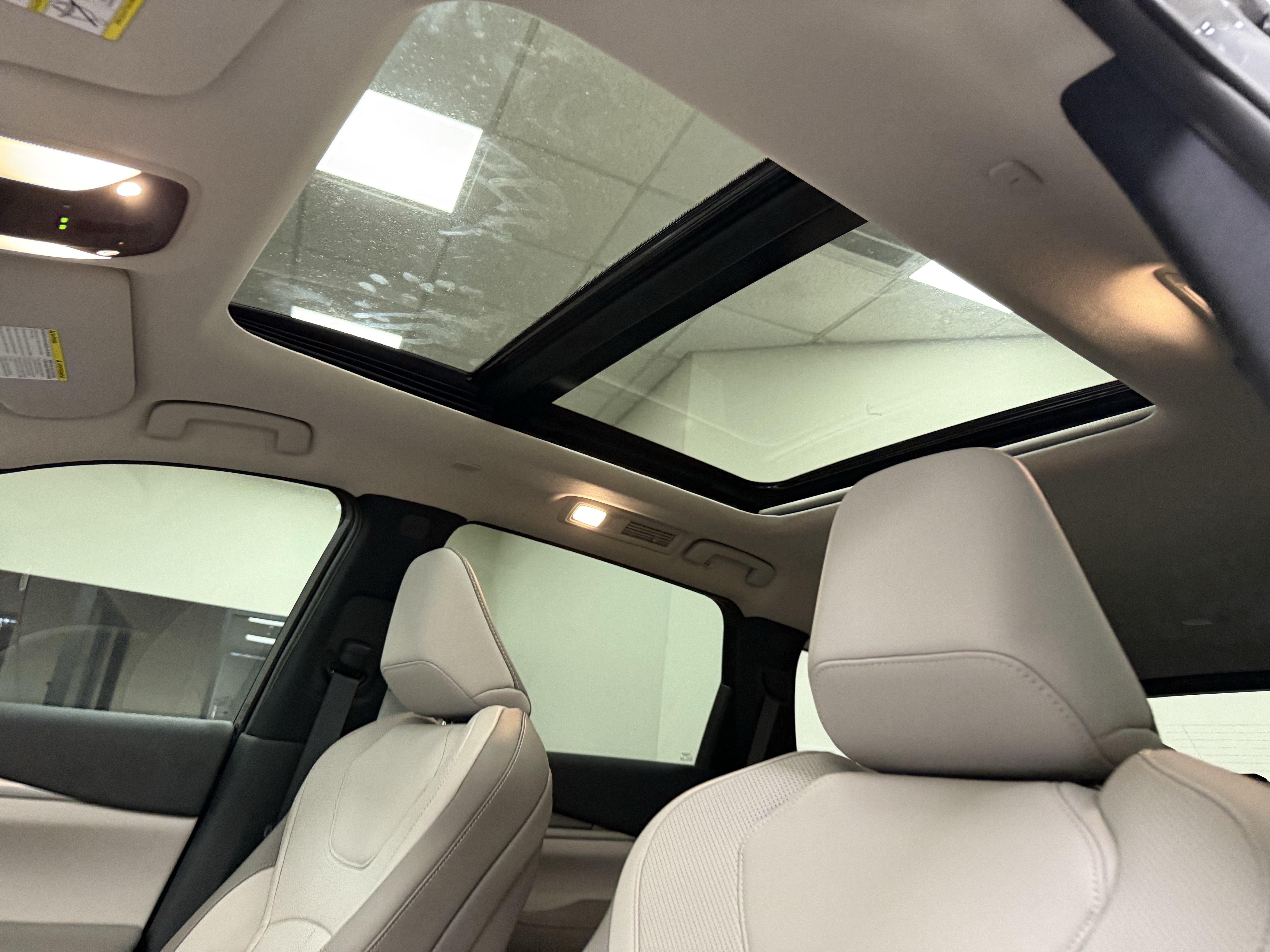 Certified 2027 INFINITI QX60 Luxe w/ Cargo Package FWD image 15