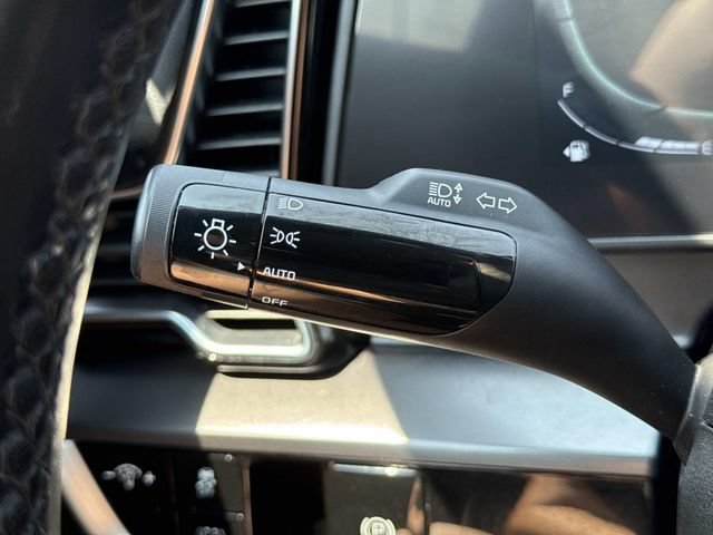 Used 2023 Kia Sportage EX AWD/4WD image 26