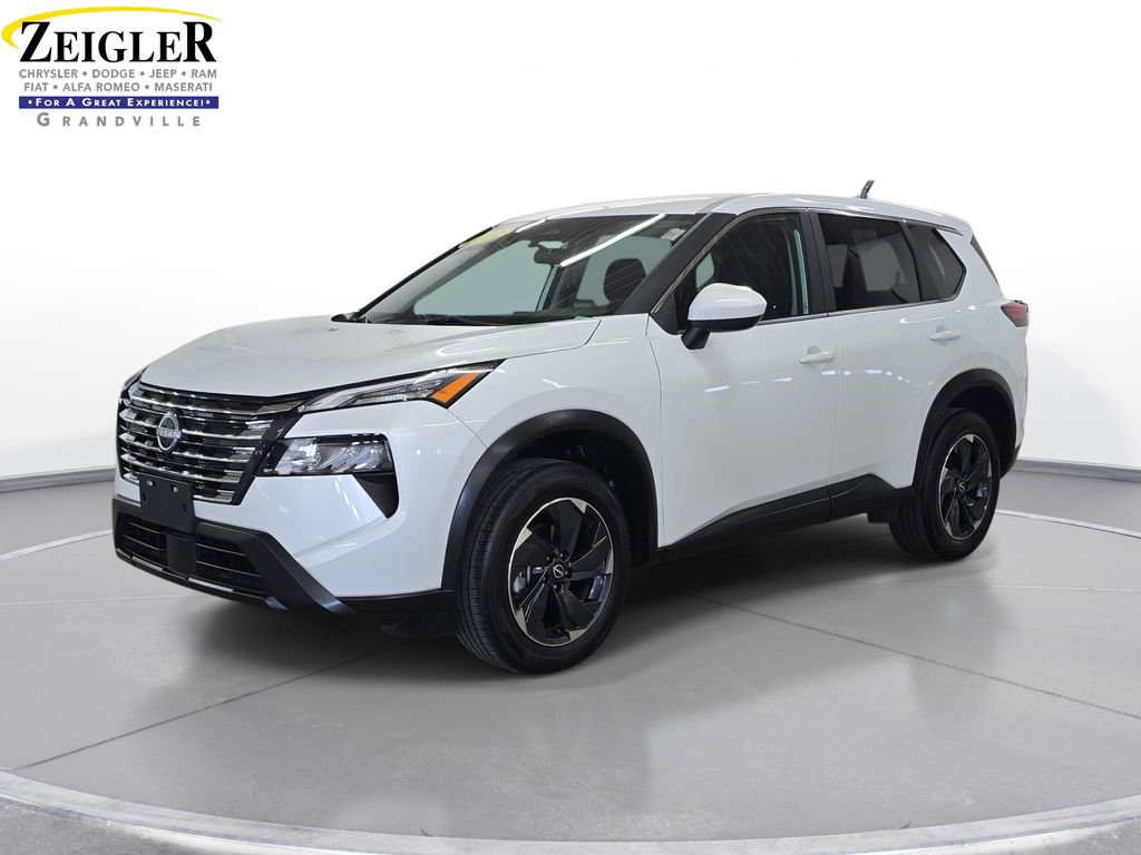 Used 2024 Nissan Rogue SV AWD/4WD image 1
