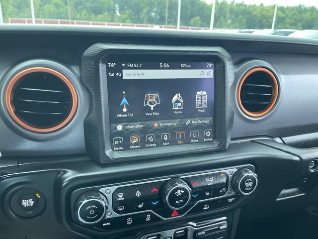 Used 2023 Jeep Gladiator Mojave w/ LED Lighting Group AWD/4WD image 14