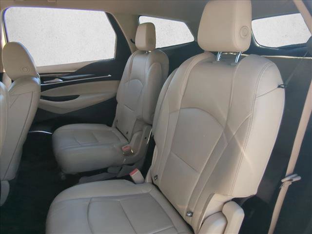 Used 2018 Buick Enclave Essence FWD image 19