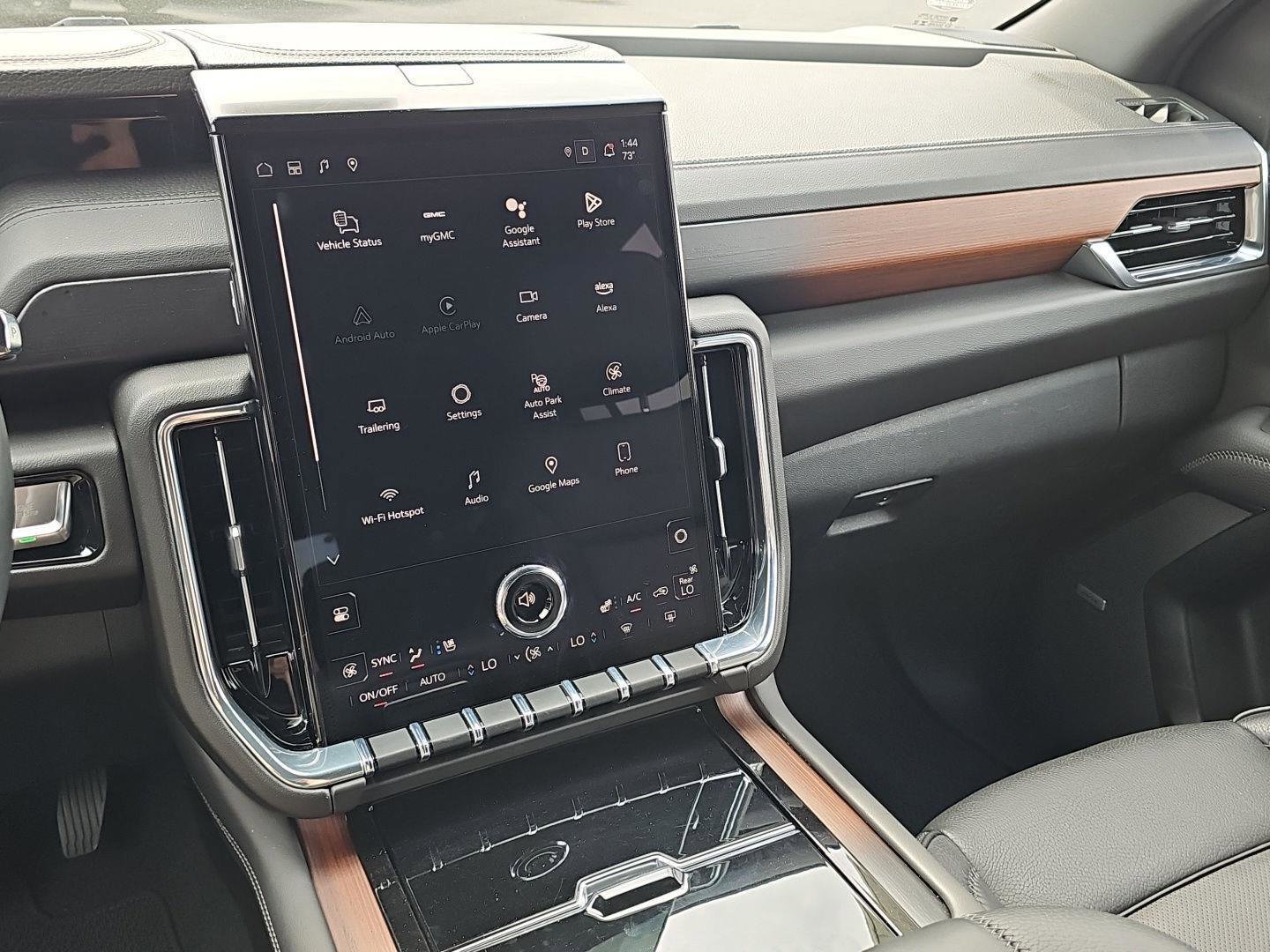 Used 2025 GMC Yukon Denali image 16