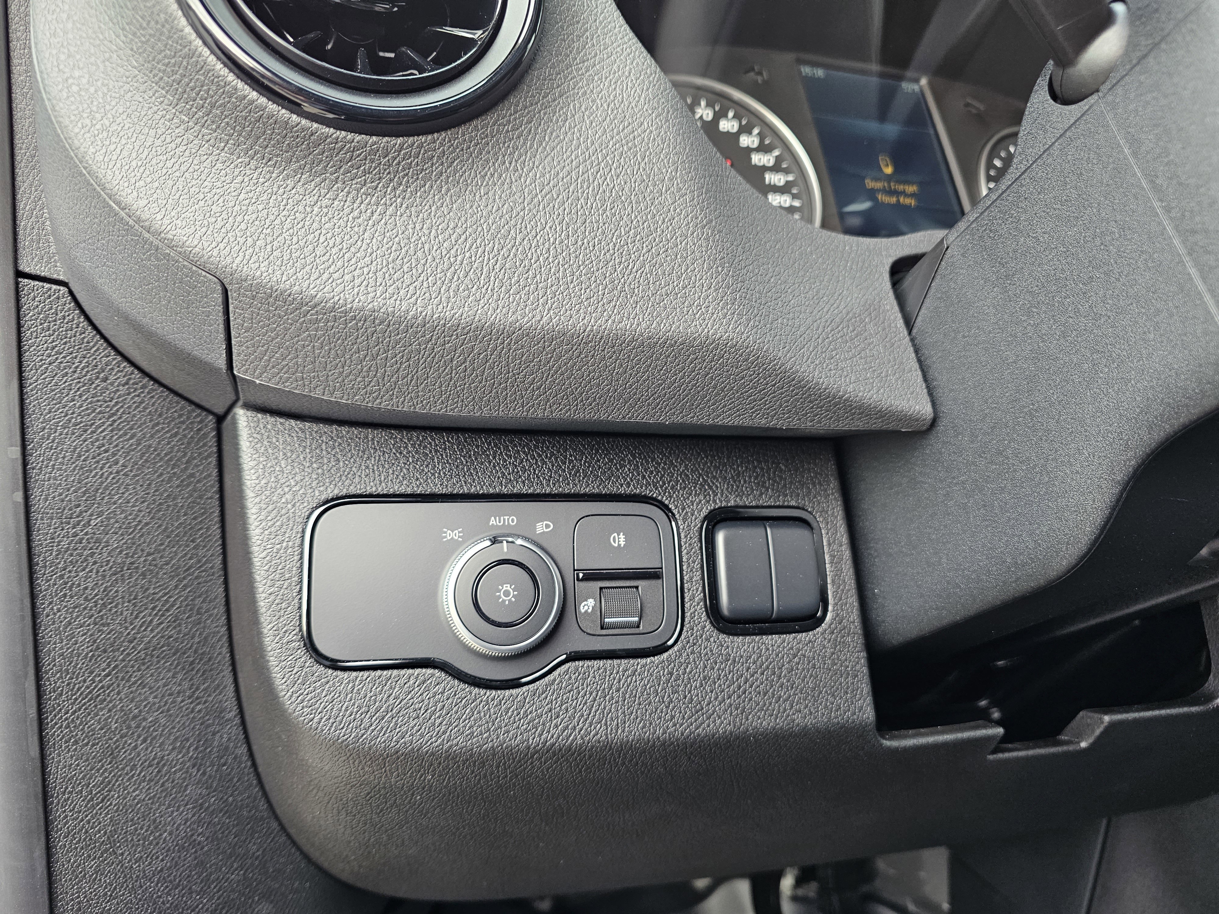 New 2025 Mercedes-Benz Sprinter 2500 image 11