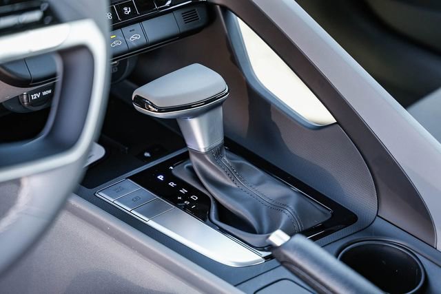 New 2026 Hyundai Elantra Sport FWD image 23
