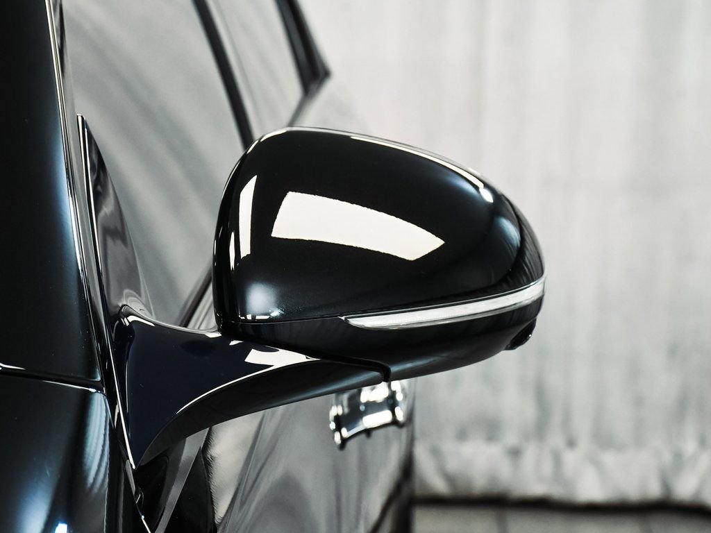 Used 2025 Mercedes-Benz S 63 AMG S w/ AMG Night Package image 90