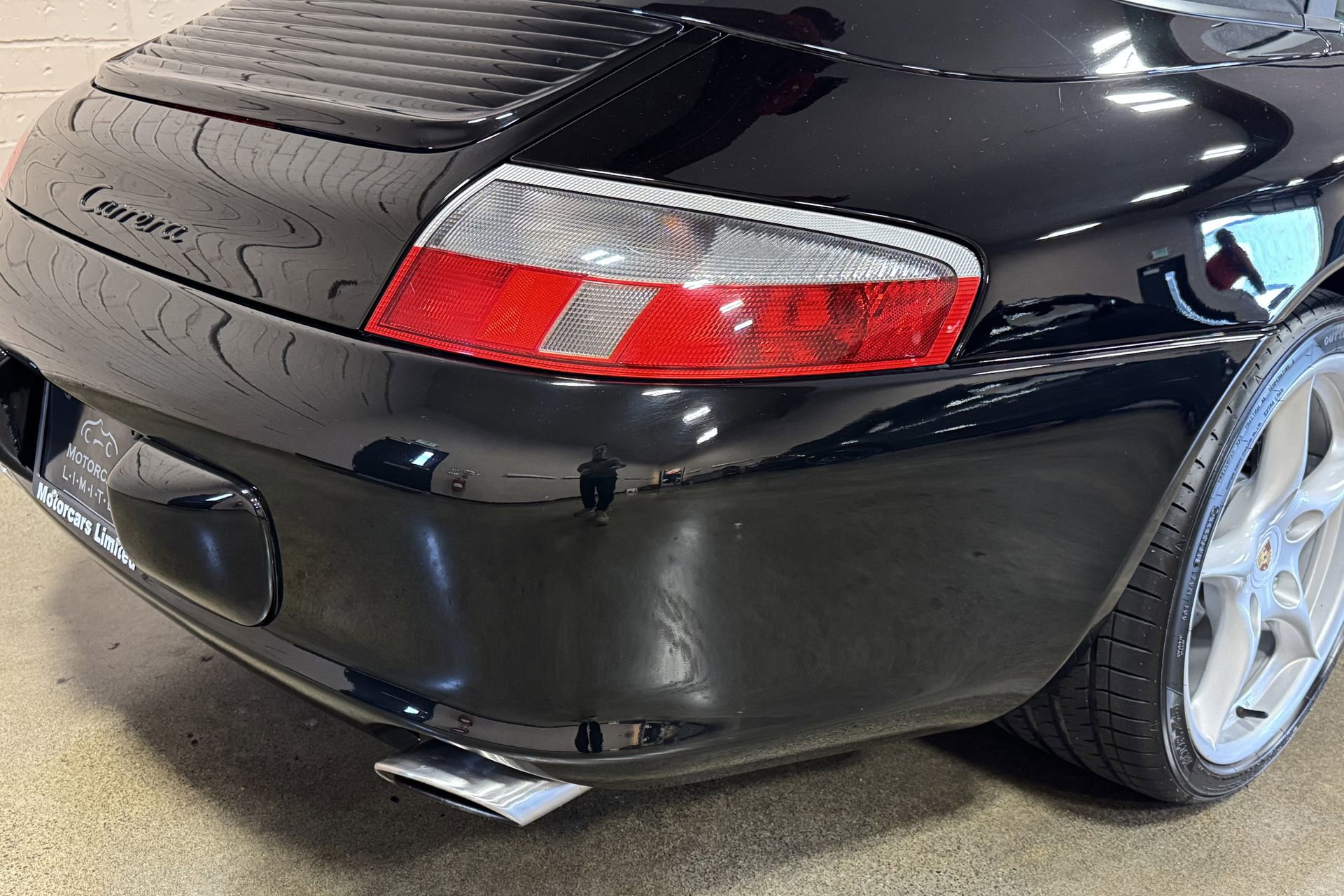 Used 2003 Porsche 911 Carrera RWD image 19