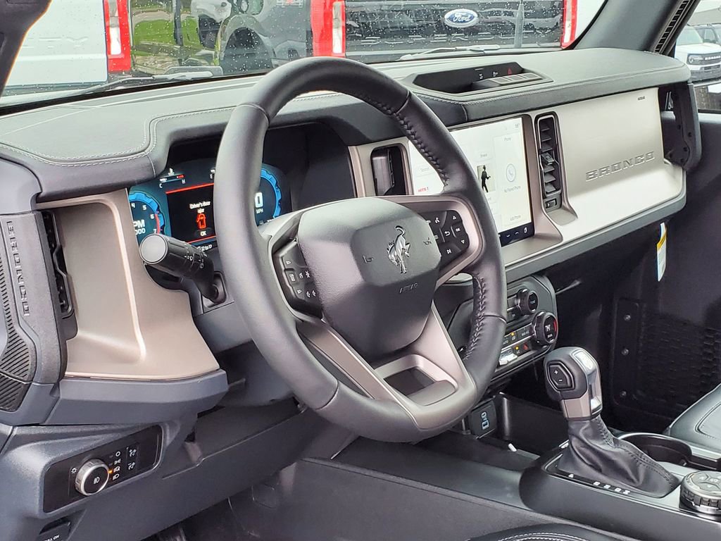 New 2025 Ford Bronco Outer Banks image 11