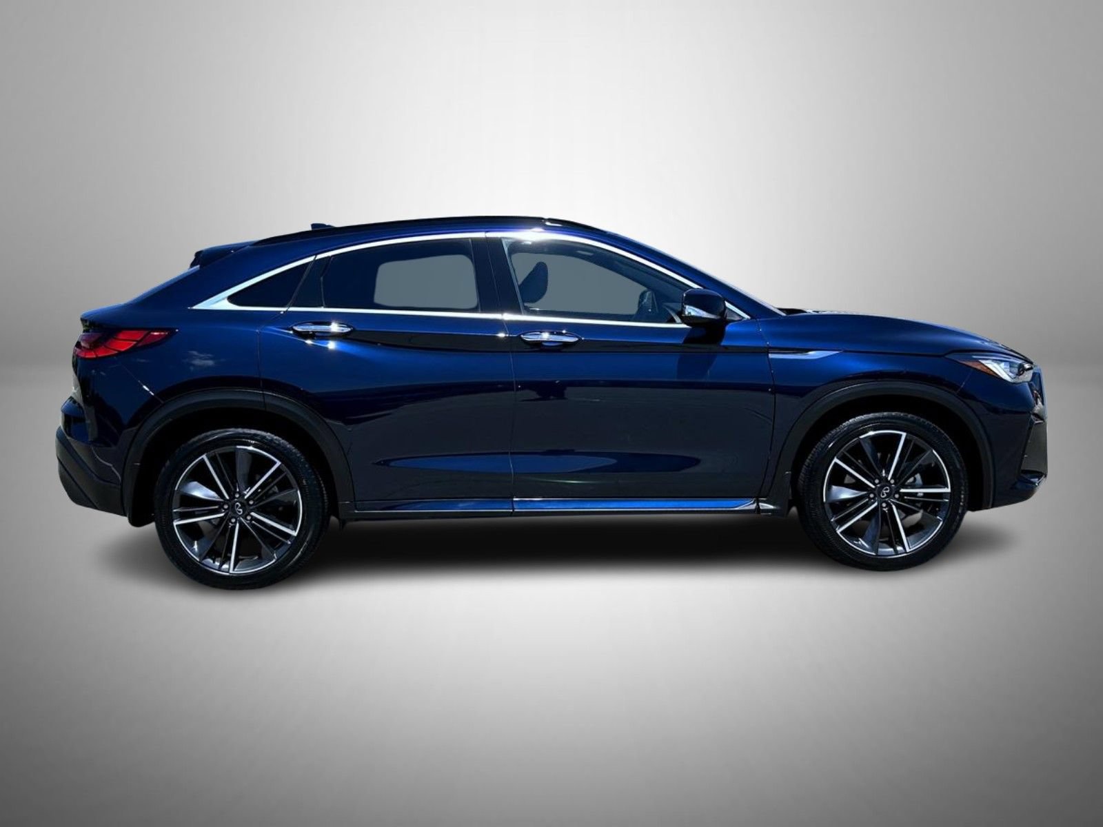 Certified 2023 INFINITI QX55 Luxe w/ Cargo Package AWD/4WD image 4