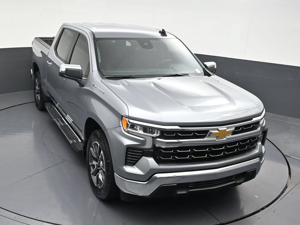 Used 2024 Chevrolet Silverado 1500 LT RWD image 25