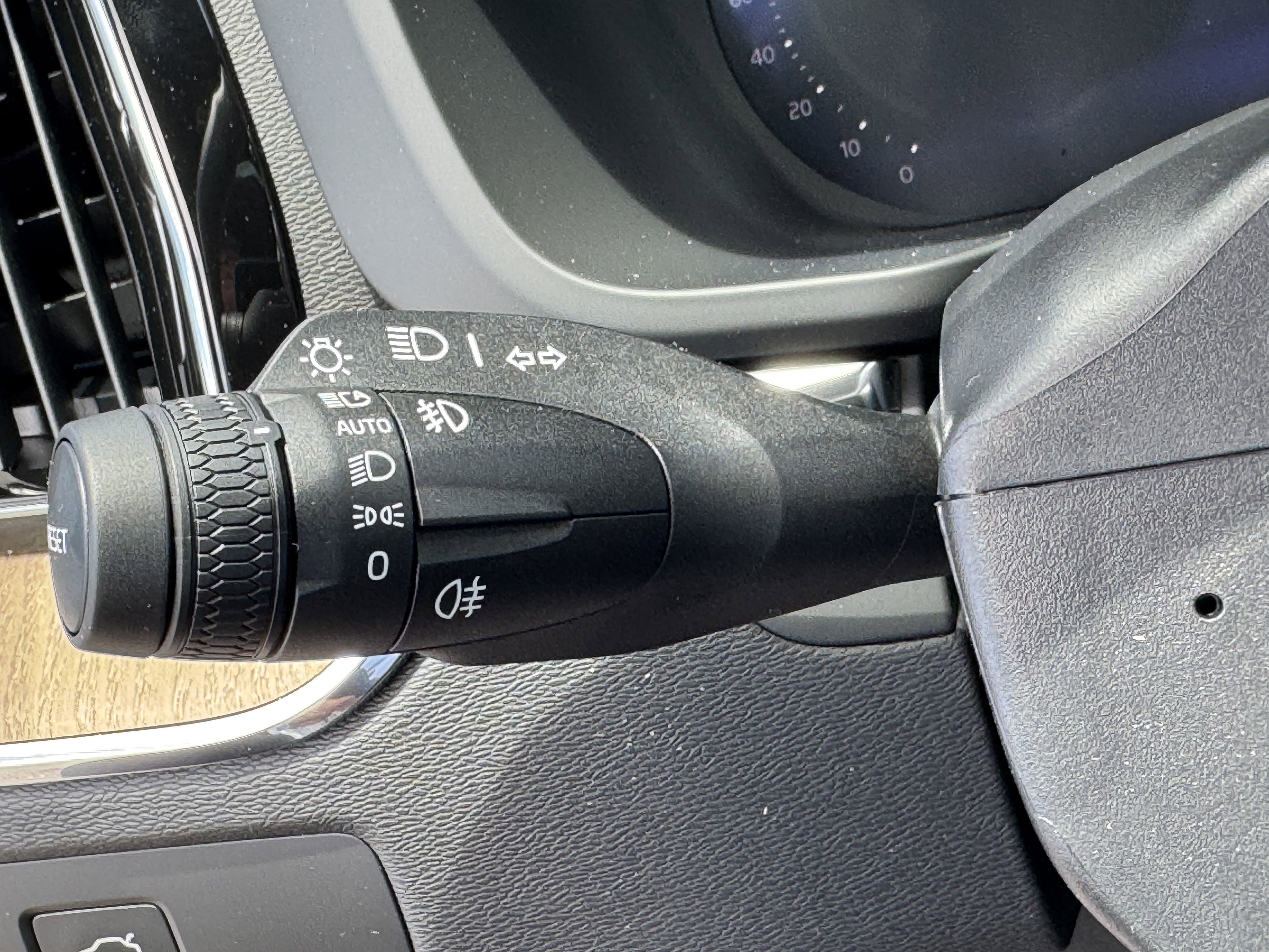 New 2026 Volvo XC60 B5 Core w/ Protection Package image 26