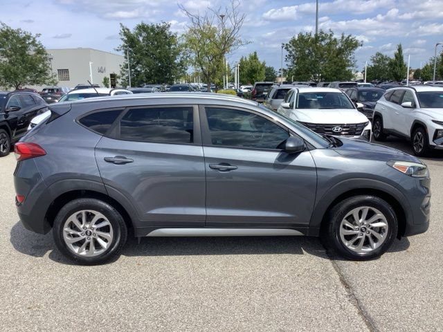 Used 2017 Hyundai Tucson SE w/ SE Popular Package 02 AWD/4WD image 4