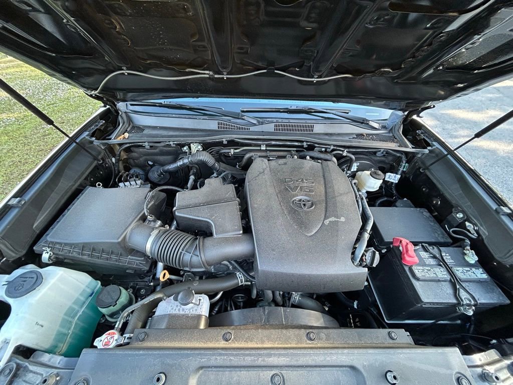 Certified 2023 Toyota Tacoma 4x4 Double Cab image 11