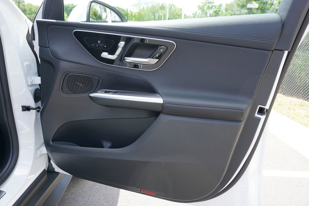 Certified 2025 Mercedes-Benz GLC 300 4MATIC image 62