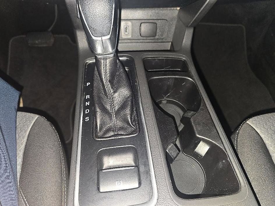 Used 2018 Ford Escape SE w/ Ford Safe & Smart Package AWD/4WD image 24