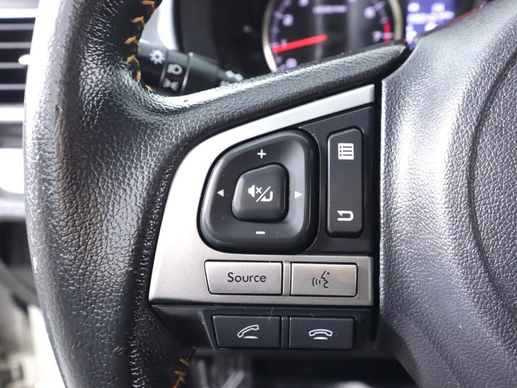Used 2017 Subaru Crosstrek 2.0i Premium image 11