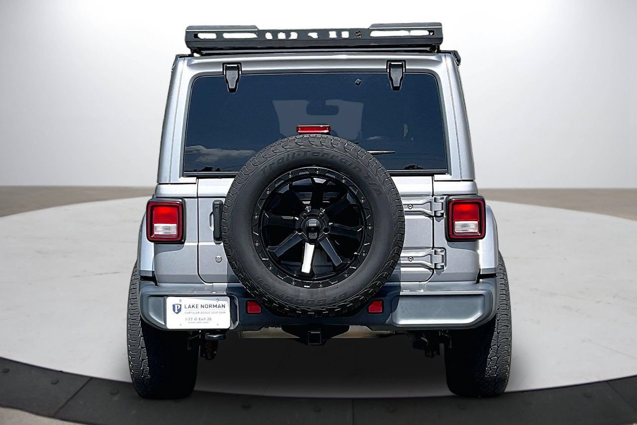Certified 2018 Jeep Wrangler Unlimited Sahara AWD/4WD image 8