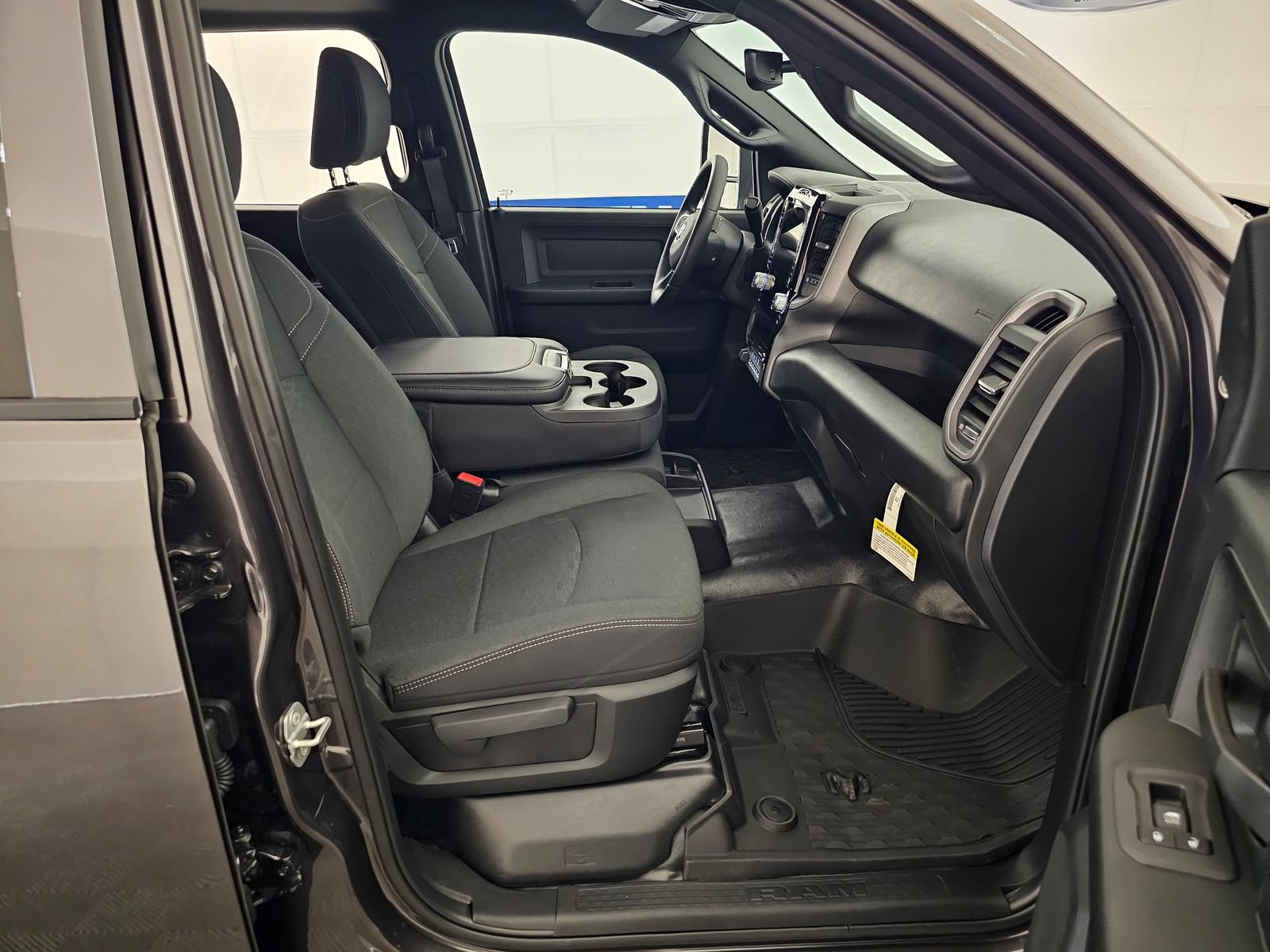 New 2026 RAM 2500 Tradesman AWD/4WD image 27