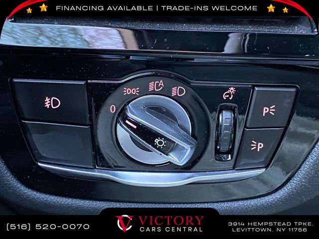 Used 2019 BMW 530e xDrive w/ M Sport Package image 28