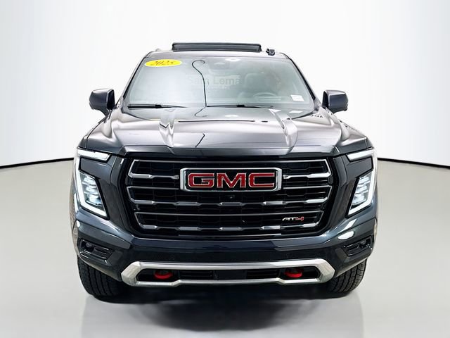 Used 2025 GMC Yukon AT4 w/ AT4 Premium Package image 2