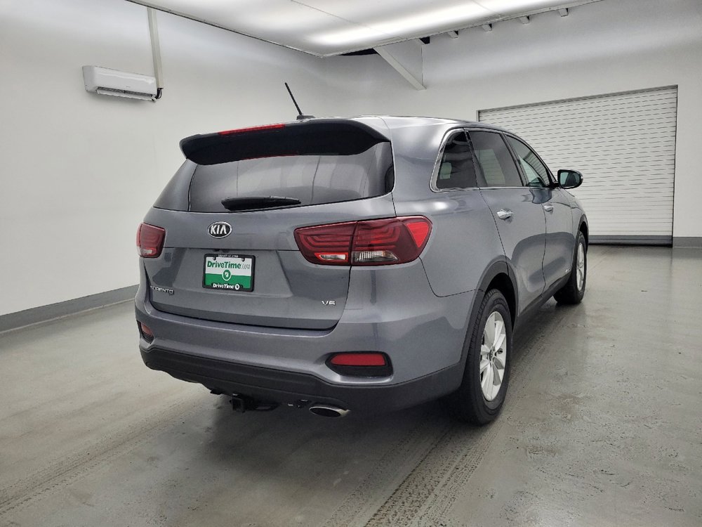 Used 2020 Kia Sorento LX image 9