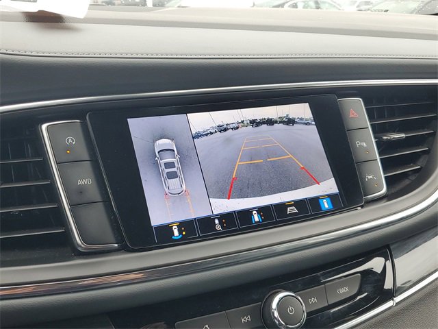 Used 2024 Buick Enclave Premium image 28