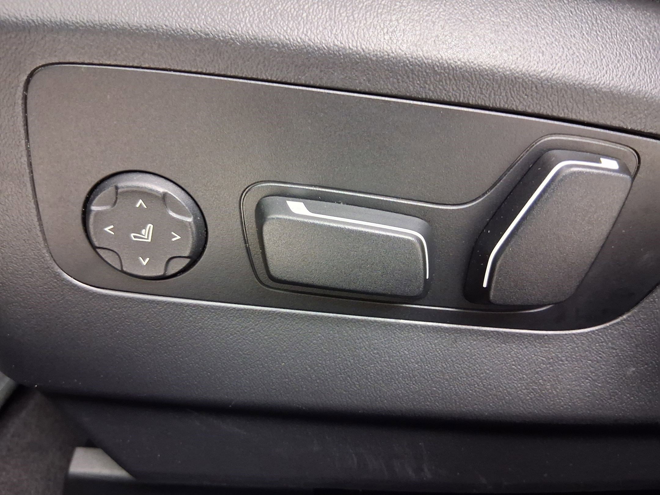 Certified 2024 BMW i5 eDrive40i RWD image 13