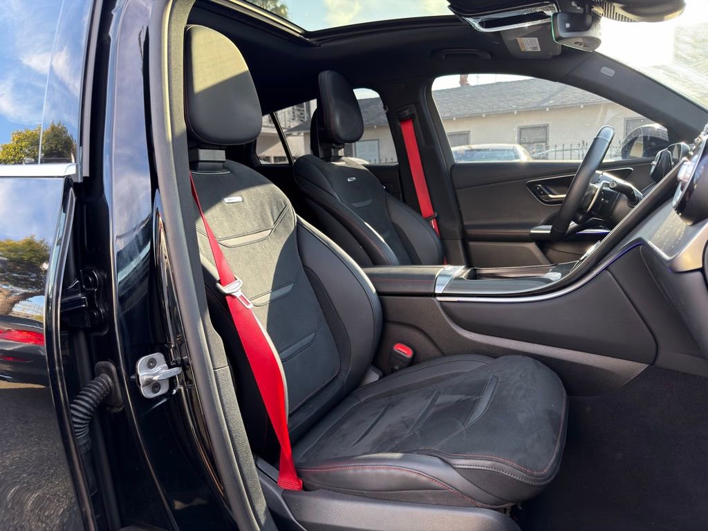 Used 2025 Mercedes-Benz GLC 43 AMG 4MATIC Coupe image 34