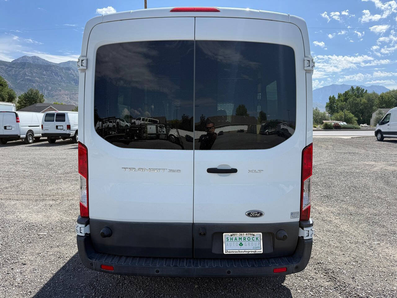 Used 2016 Ford Transit 350 XLT RWD image 4